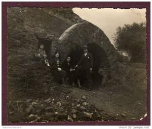 Belle photo ALGÉRIE 1934 - BONE - RUINES HIPPONE - SARCOPHAGE - FAMILLE