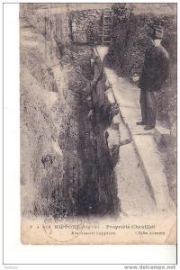 ALGERIE , HIPPONE , PROPRIETE CHEVILLOT , MONUMENT EGYPTIEN