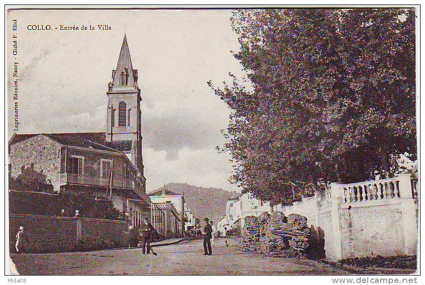 ALGERIE. COLLO. ENTREE DE LA VILLE. ANIMATION.