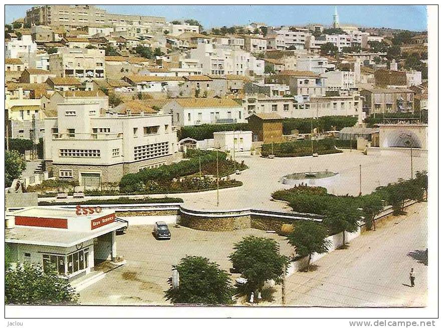 LUMIERE ET BEAUTE DE L'ORANIE. BENI-SAF VUE GENERALE. ET SON GARAGE ESSO. REF / 4686