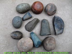 OUTILS  PREHTORIQUES