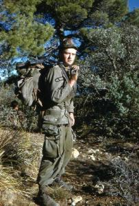 un jeune soldat français au mont de chélia .