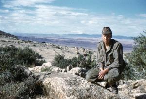 un jeune soldat français qui monte la garde  région  de ktiba