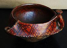 المراة الشاوية واعمالها المنزلية---صناعة الاواني الفخارية---