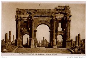 CPA ALGERIE TIMGAD N°1 RUINES ROMAINES DE TIMGAD ARC DE TRAJAN