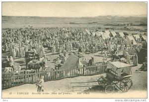 CPA           Timgad     Marché  Arabe     tous les jeudis       trés    animée                  H-597