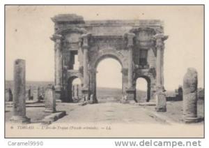 Timgad           L'Arc de Trojan                   scan 2961