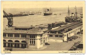 ALGER  Le  Timgad  rentrant au port  Compagnie Generale Transatlantique      Recto Verso