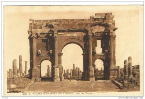 RUINES ROMAINES DE TIMGAD  ARC DE TRAJAN