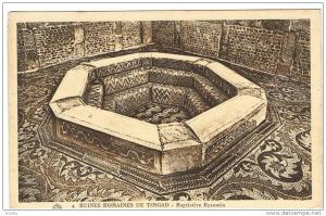 RUINES ROMAINES DE TIMGAD  BAPTISTERE BYZANTIN