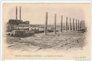 RUINES ROMAINES DE TIMGAD  LE CAPITOLE ET SES PROPYLEES