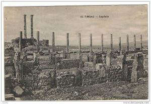 RUINES ROMAINES DE TIMGAD  CAPITOLE