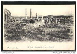 CPA Timgad, Temple du Génie, vu du nord, Partie bei einer Ausgrabung