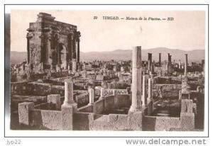 Jolie CP Ancienne Algérie Timgad Maison de la Piscine - Ed ND 19 - cp pas écrite