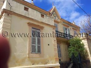 Rues de Tlemcen  Villa à Rue Dr Tidjani Damerdji, Fekharine