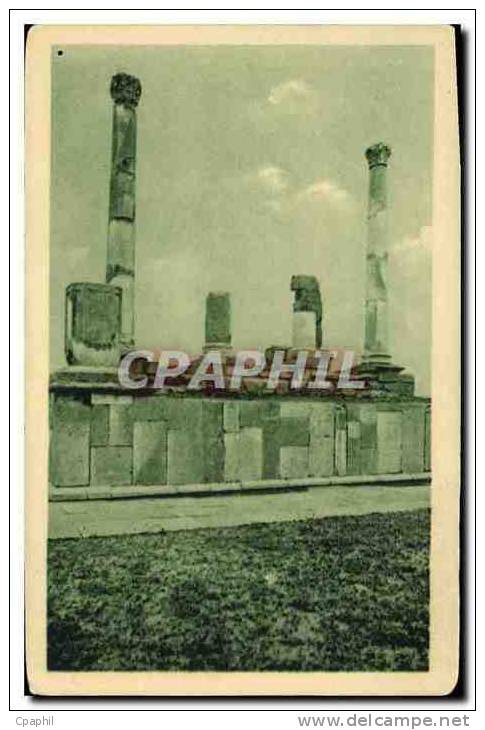 CPA Timgad Tribune aux barangues du Forum