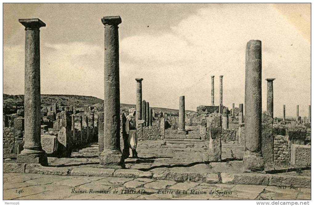ruines romaines de timgad entree de la maison de sertius 146 ND phot carte animée