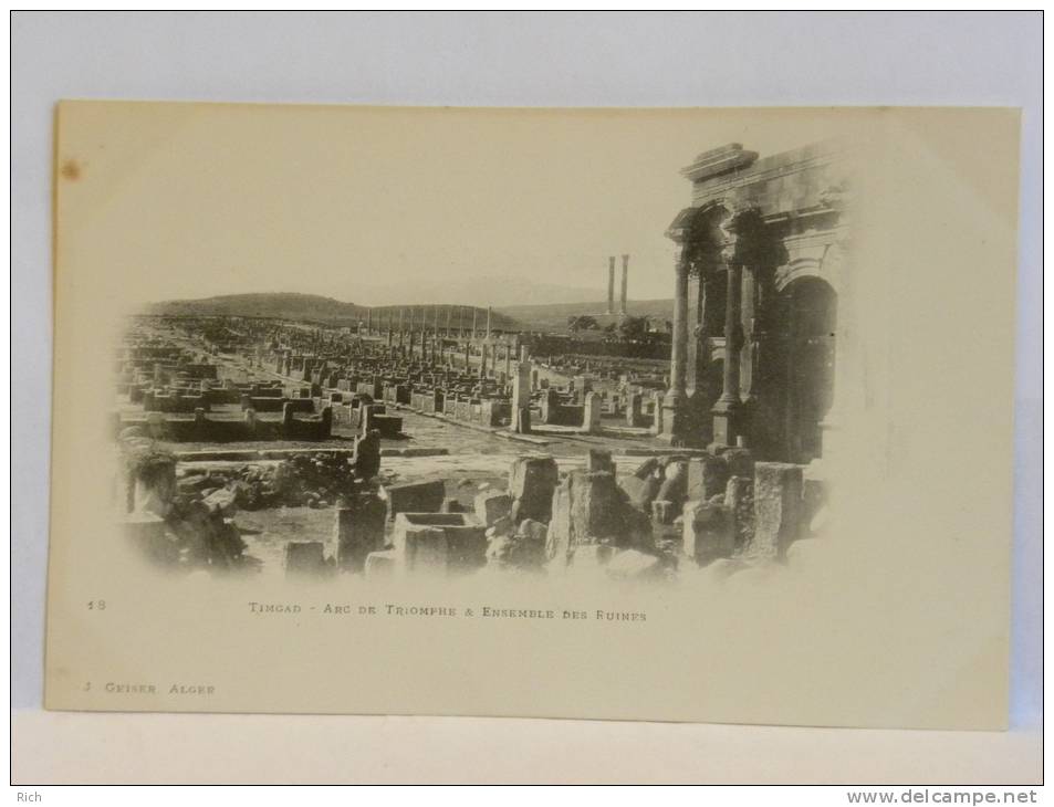 CPA précurseur - Algérie - TIMGAD - Arc de Triomphe et ensemble des ruines