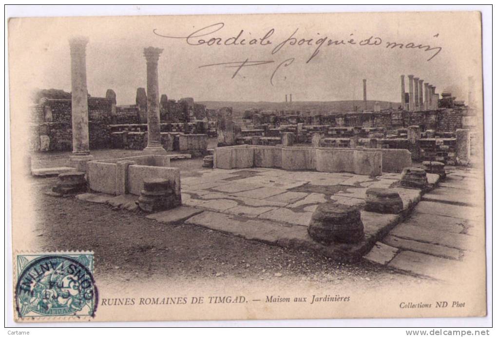 TIMGAD Ruines romaines Maison aux jardinières