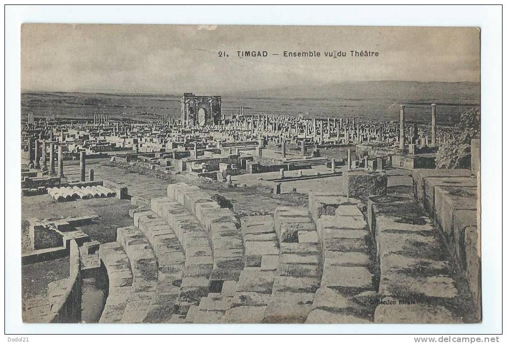 Timgad - Ensemble vu du Théatre