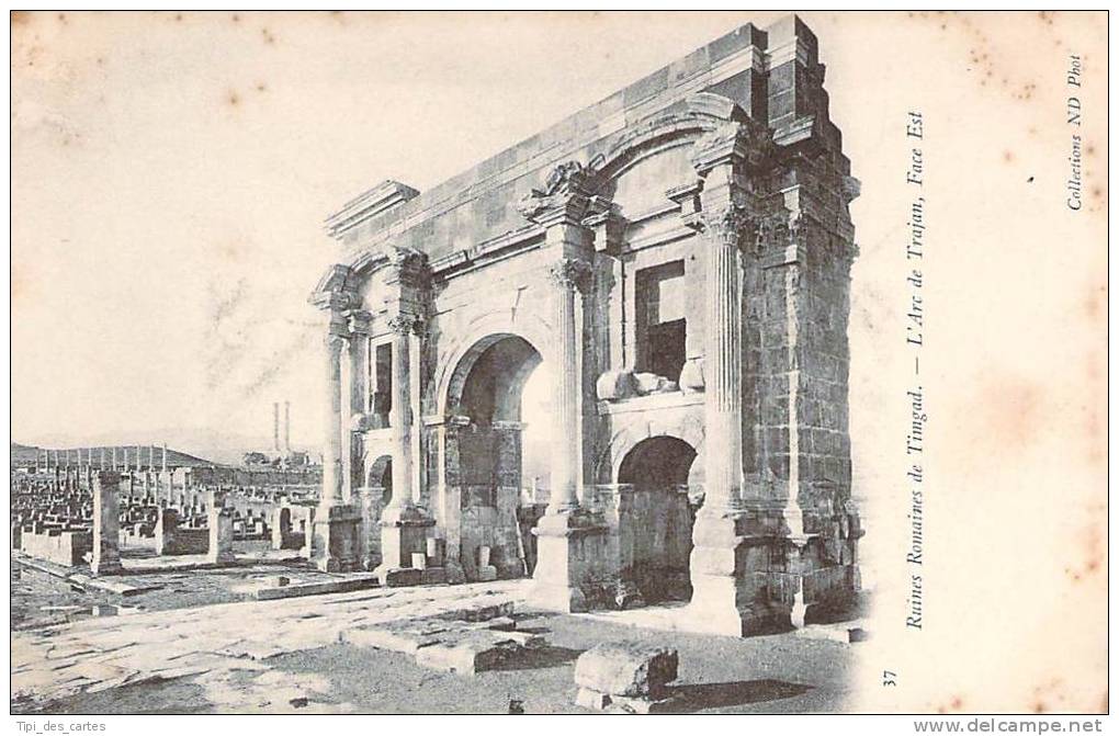 Ruines Romaines de Timgad - L'Arc de Trajan, Face Est