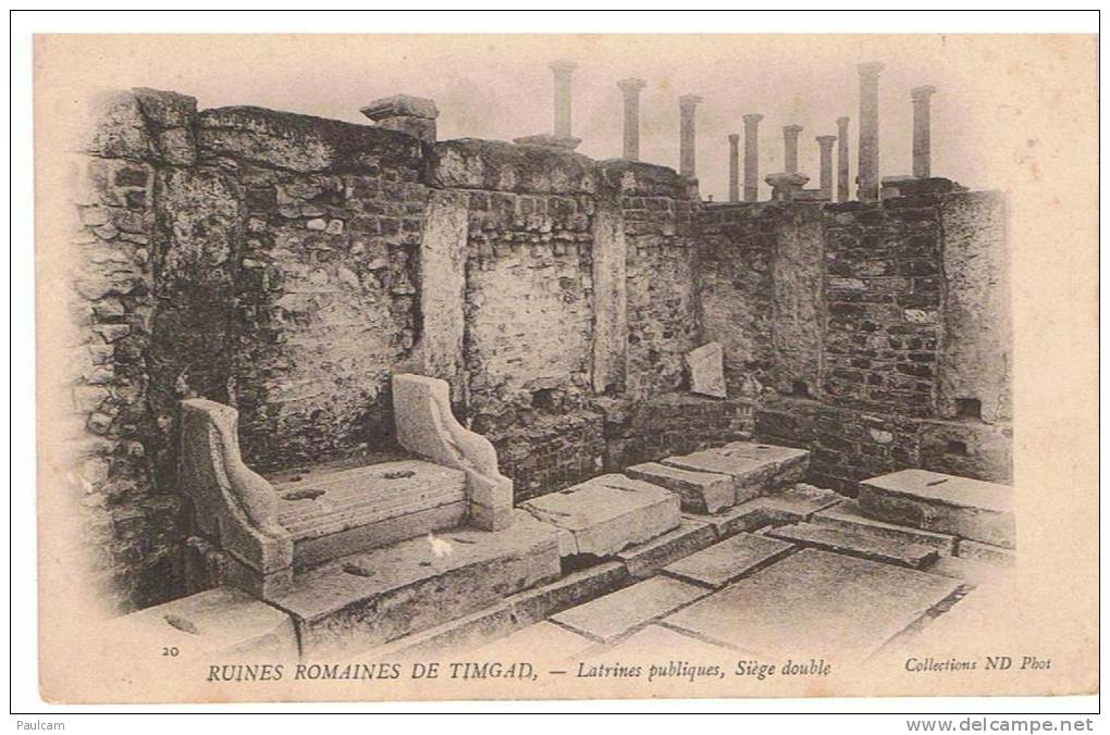 TIMGAD Ruines Romaines Latrines publiques ,Siége double (nord de L´ALGERIE)
