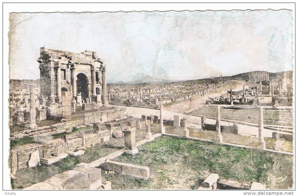 RUINES ROMAINES DE TIMGAD