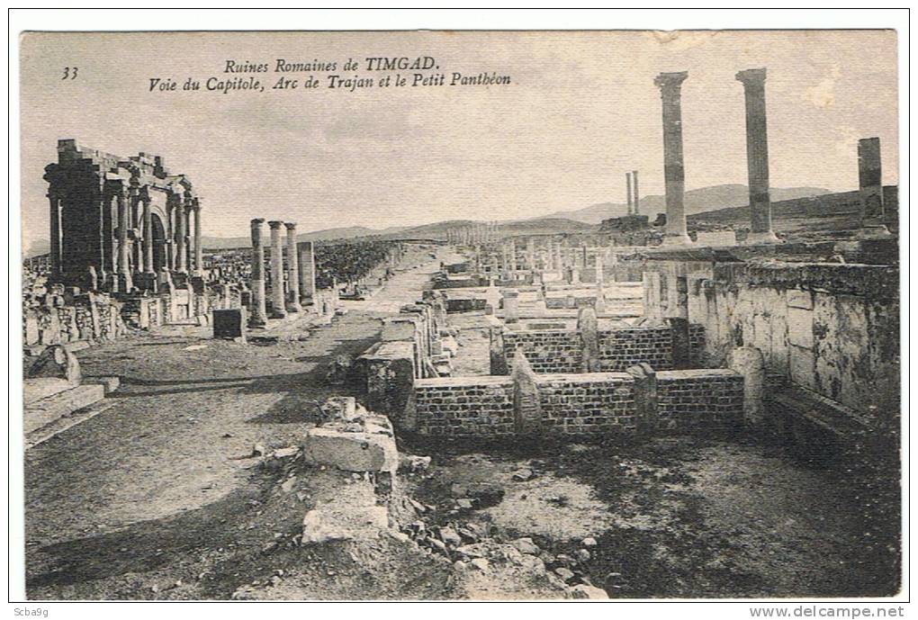 RUINES ROMAINES DE TIMGAD  MAISON AUX JARDINIERES