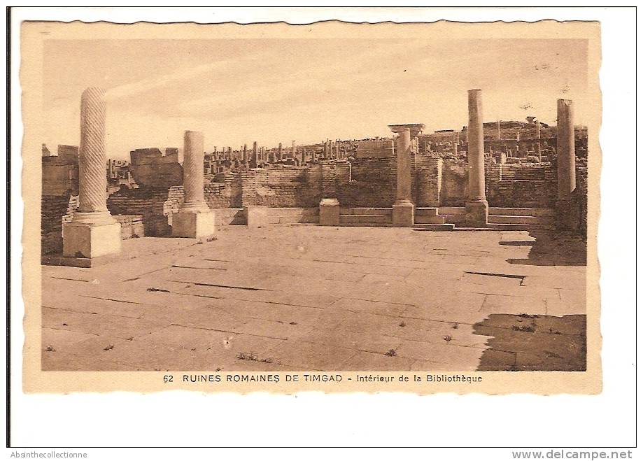 ALGERIE ruines romaines de TIMGAD  intérieur de la bibliothéque
