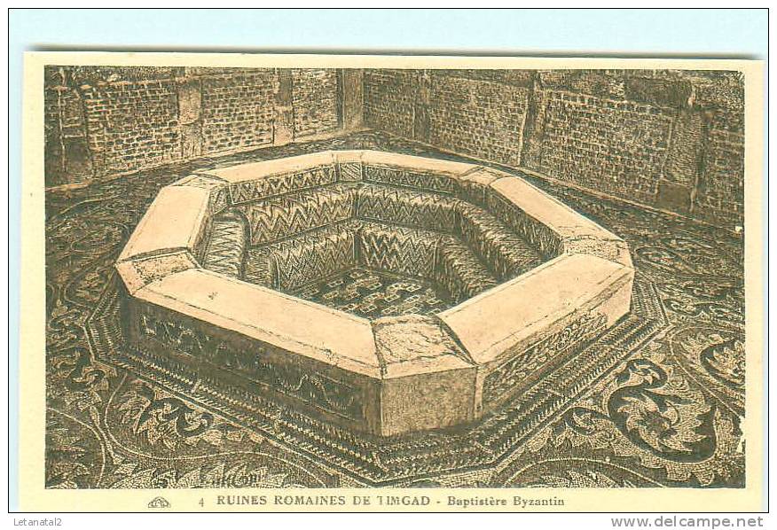 Ruines Romaines de TIMGAD / Baptistère Bysantin
