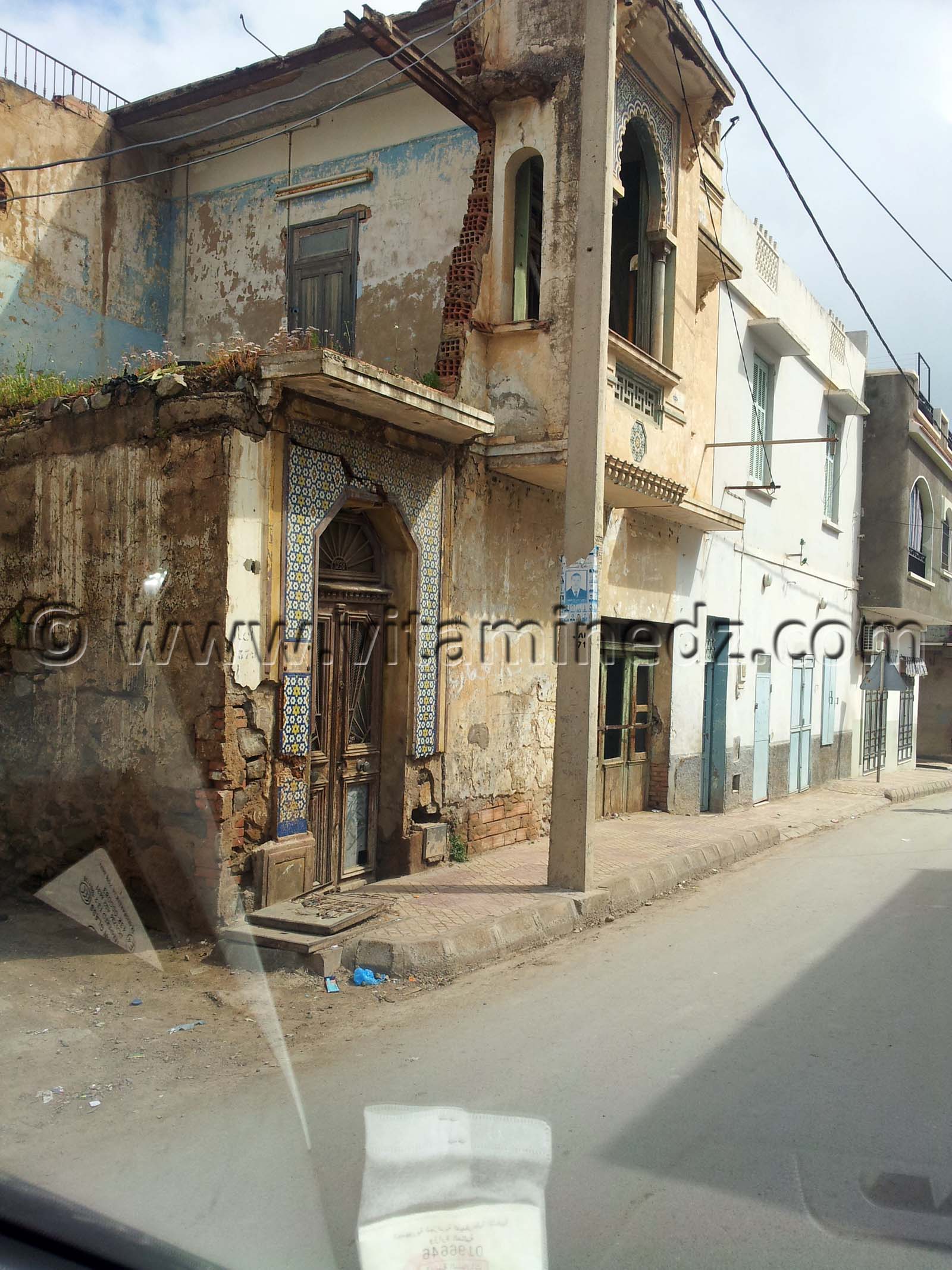 Agadir Rue du minaret Tlemcen  villa datant de 1938 en ruines