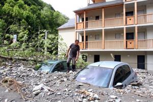 Planète - Des inondations impressionantes en France