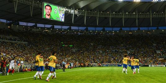 Planète - Le mythique stade Maracanã de Rio a rouvert officiellement ses portes
