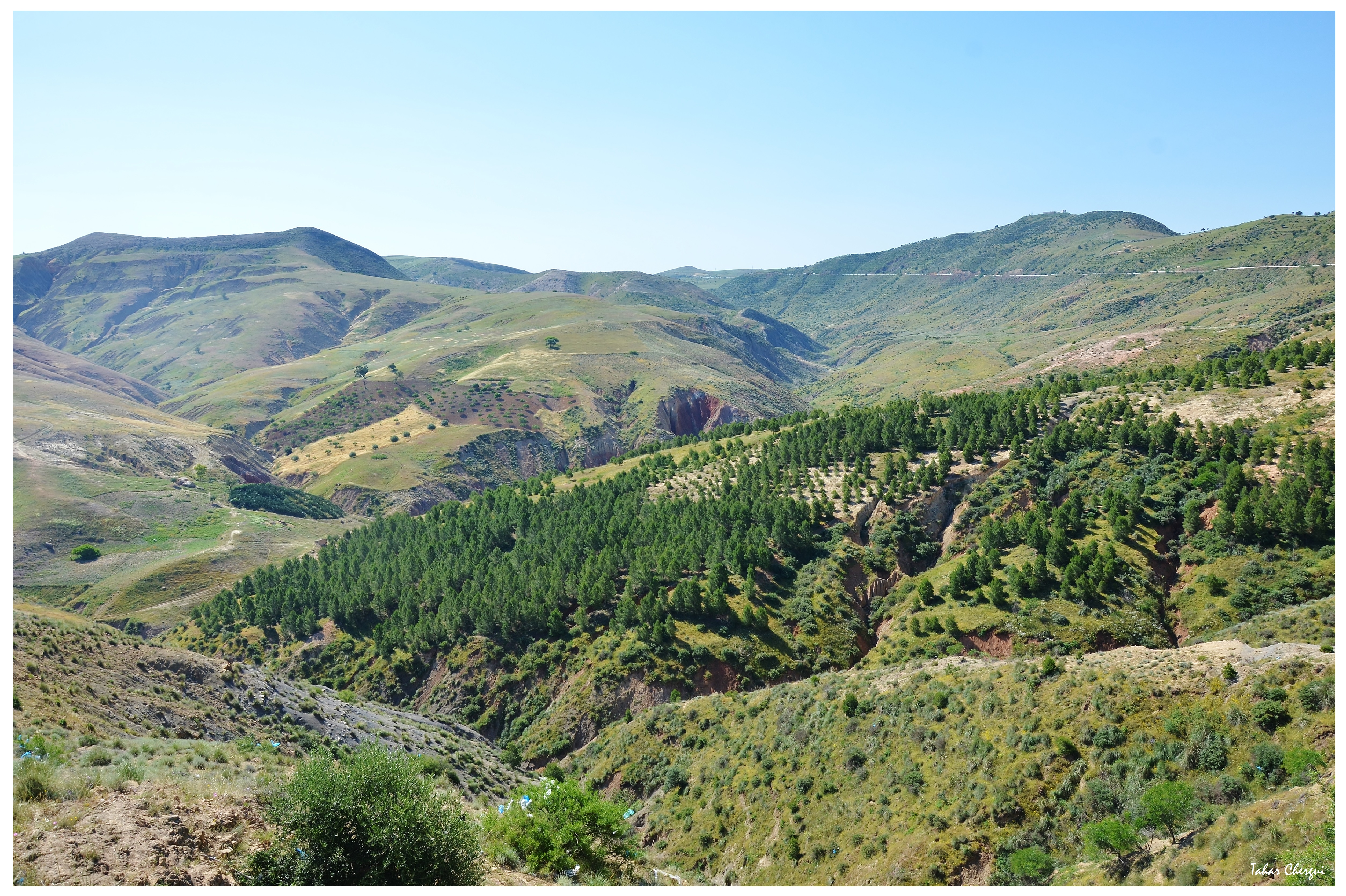 les chaines montagneuses de Béni Chougrane