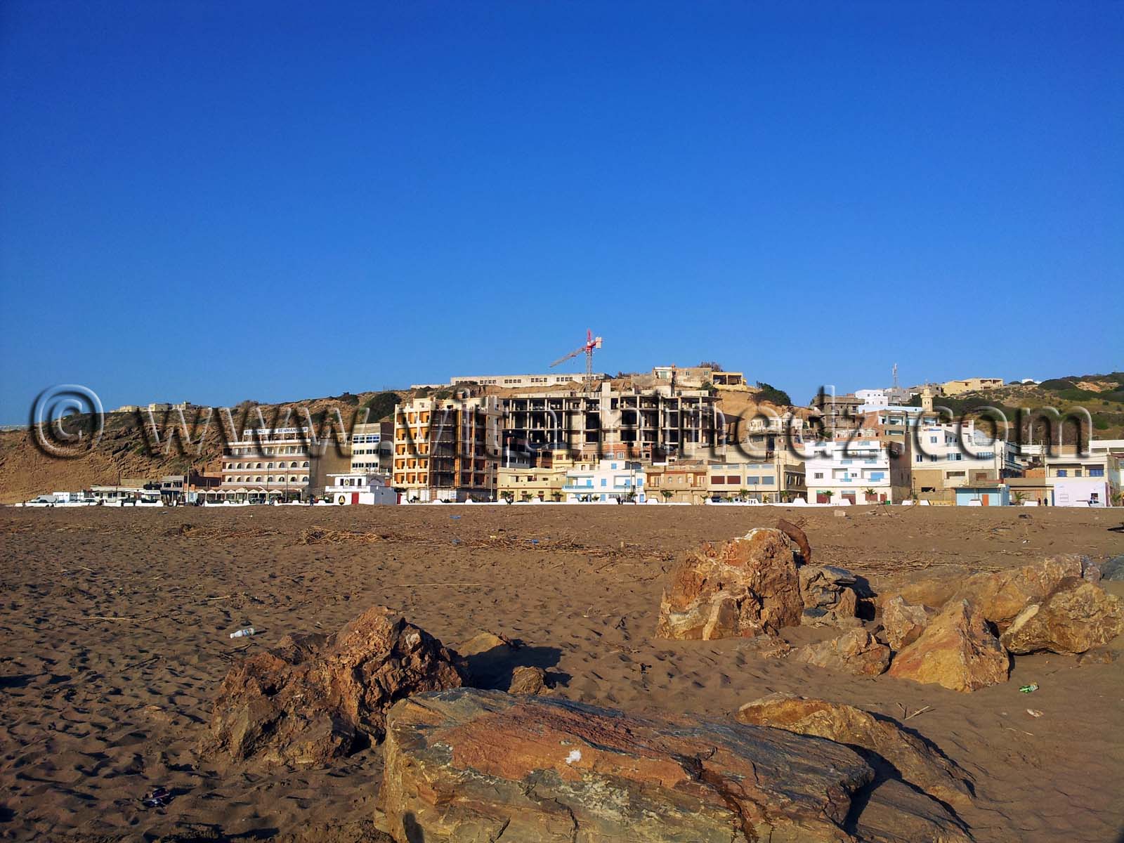 Betonnage anarchique de la plage de Rachgoun, Oued Tafna, Commune de Beni Saf