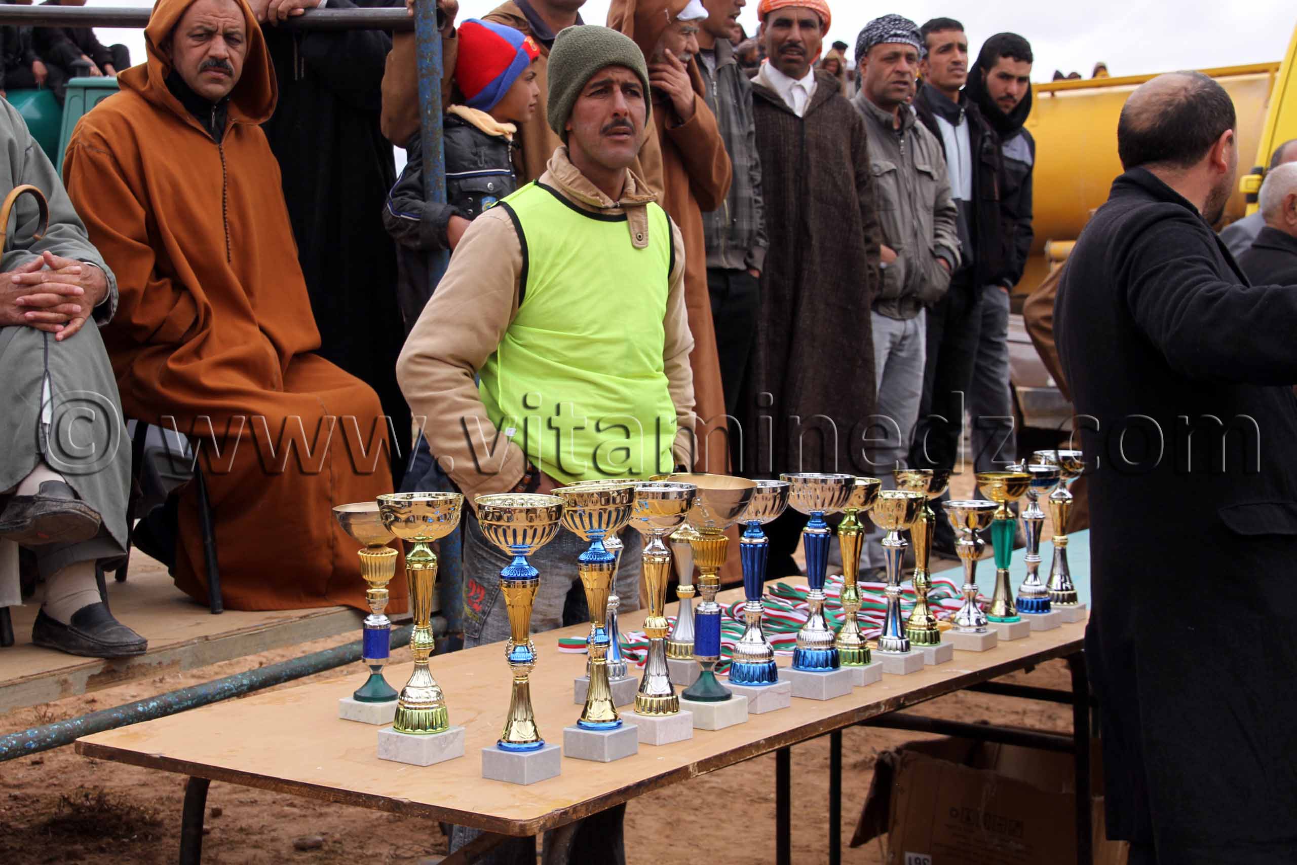 Trophés course des chevaux Tlemcen  Waada de Magoura, commune d'El Bouihi, et course hippique organisée en parallèle