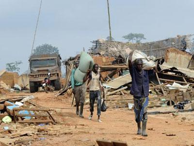 Afrique - Pour déloger les paysans qui s’y sont installés clandestinement:  Soldats et bulldozers pour reconquérir les forêts en Côte d’Ivoire