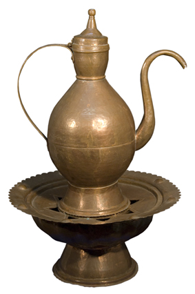 Une Aiguillèr A l'echelle De Museé