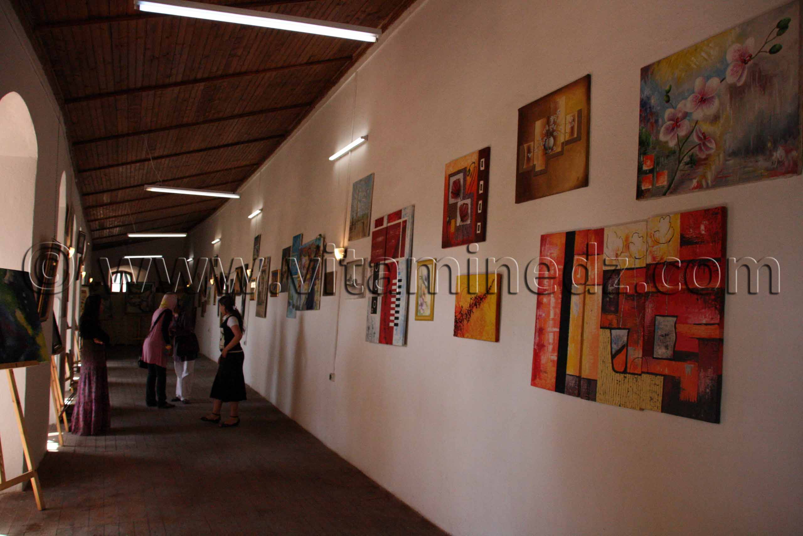 Tlemcen  Exposition a l'ecole regionale des beaux arts (Juin 2011)