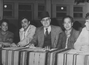 A l’occasion d’un festival de musique andalouse à Tlemcen (de droite à gauche : Tabet, Hamedi, Cheikh BOUALI, feu Sekkal)