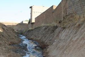 صور بدون تعليق  لقنوات صرف المياه القذرة في مدينة سبدوُ