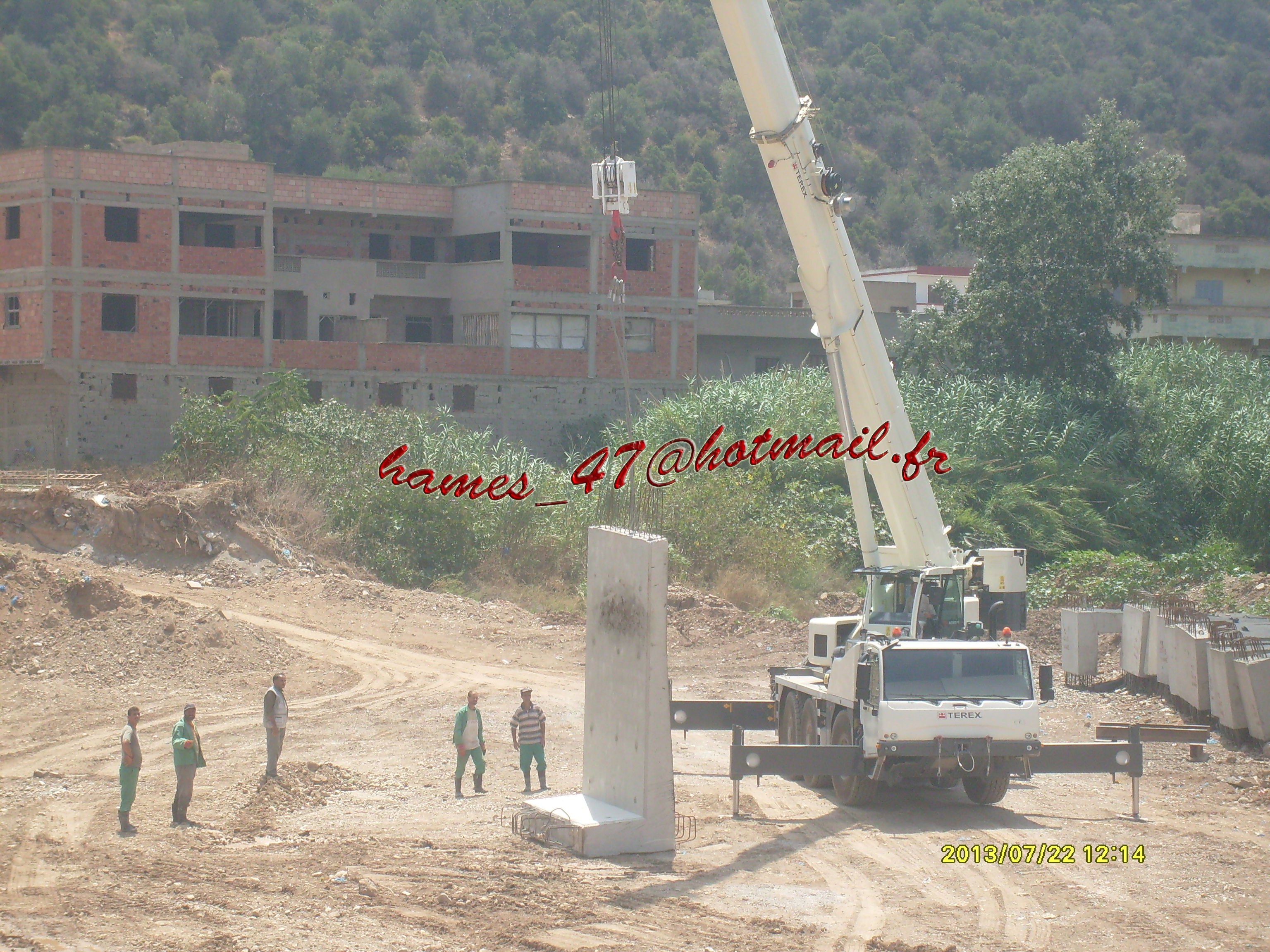 TRAVAUX SUR L'OUED GHAZOUANA