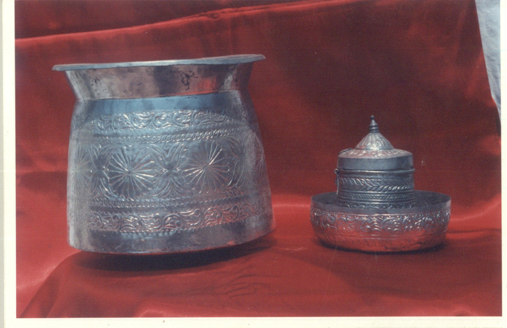 Mahbes Tassa Tafel  Style Constantinois