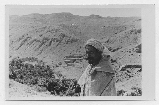 Le gardien du grenier collectif et de l'oasis