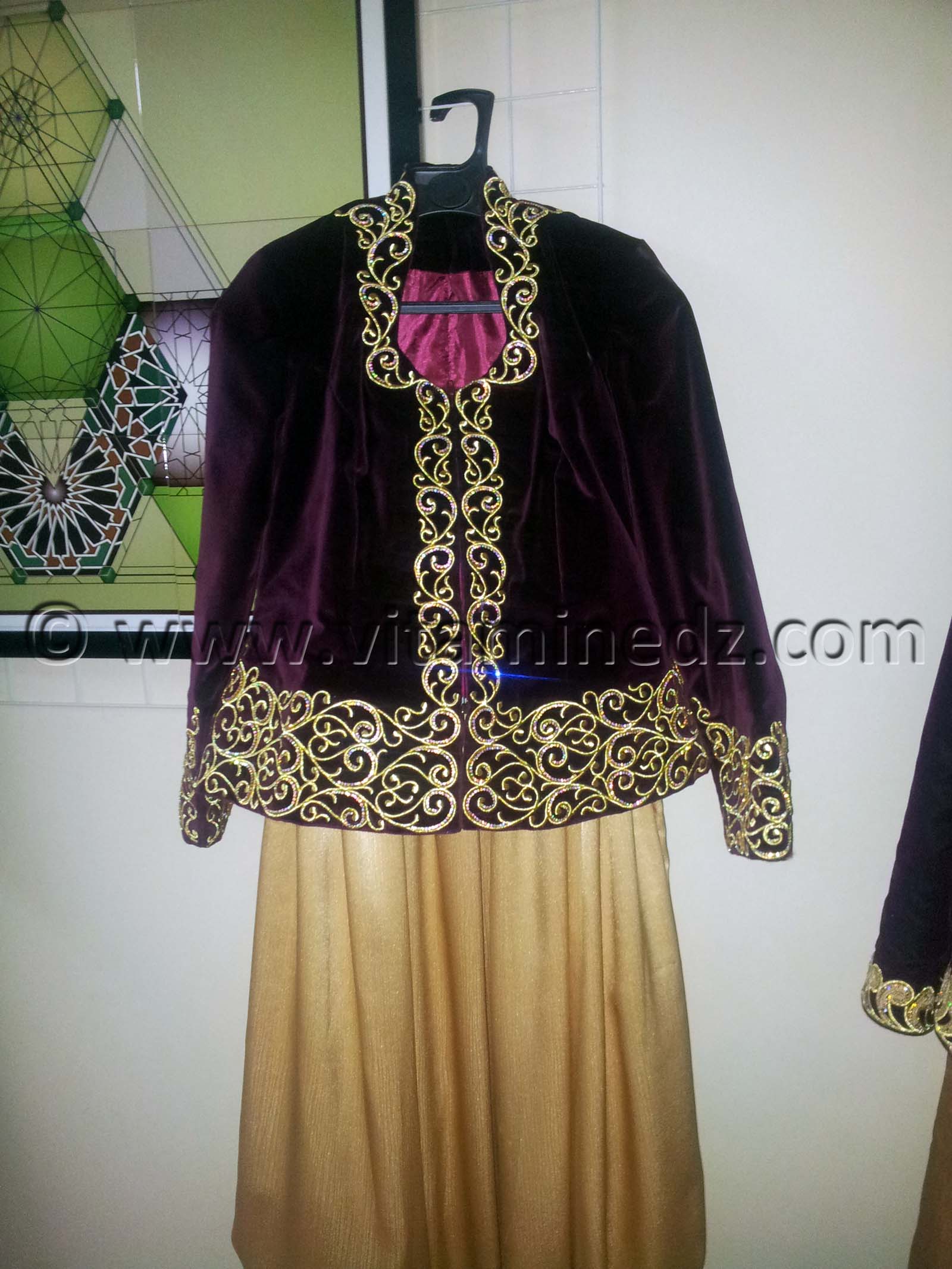 vente karakou haute couture de Tlemcen, avec seroual