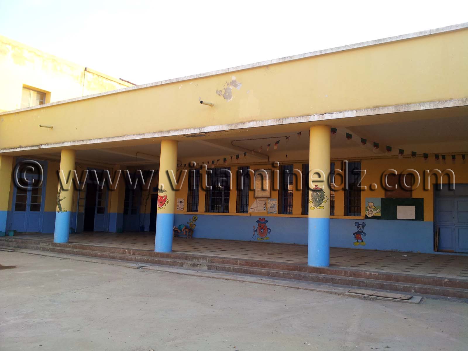 Ecole Ibn Badis de Beni Saf , Plage du Puits