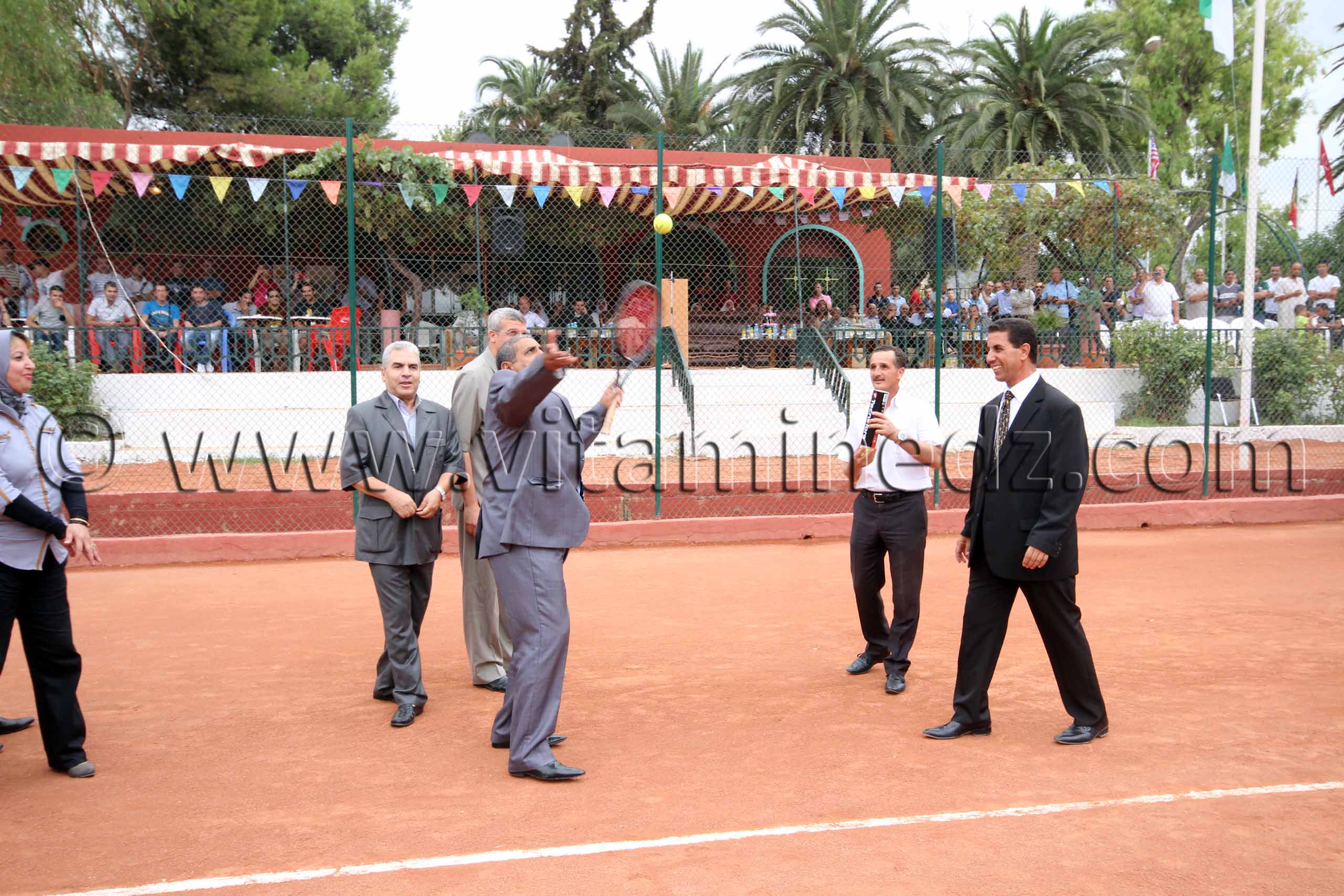 Coup d'envoi par le DJS Tlemcen -  Tournoi international féminin de tennis sur terre battue du 9 au 14 septembre 2013 Tennis (ITF 2013)