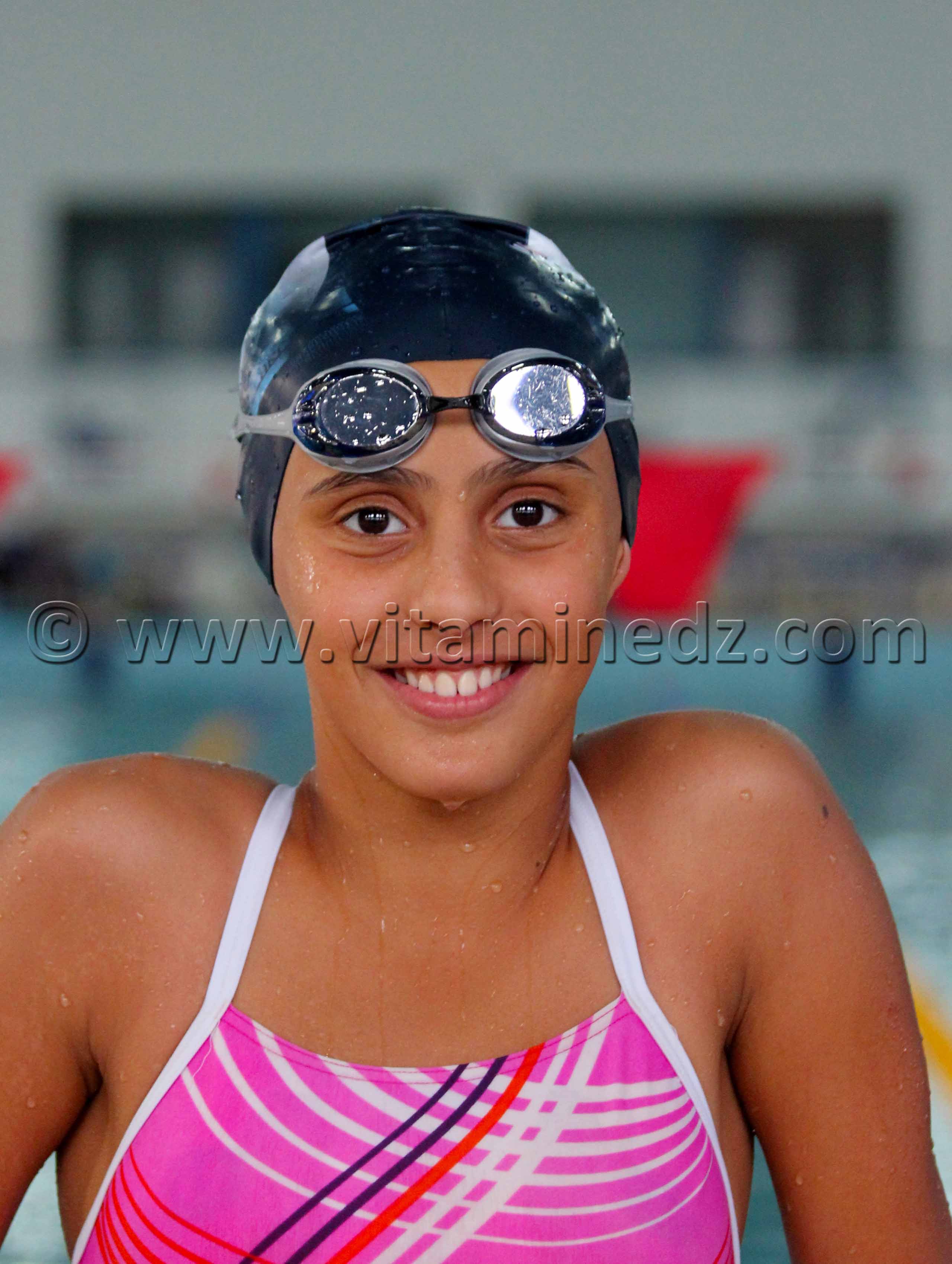 Marwa Yadel nageuse wat  Tlemcen - Natation