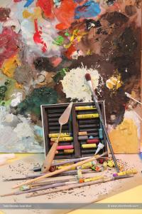 Atelier de l\'artiste plasticien Noureddine Benhamed