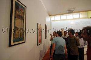 L\'artiste plasticien Noureddine Benhamed  Exposition \ le rectangle vertical\  du 26 septembre au 14 Octobre 2013 à la galerie Hamche, Maison de la culture de Tlemcen.